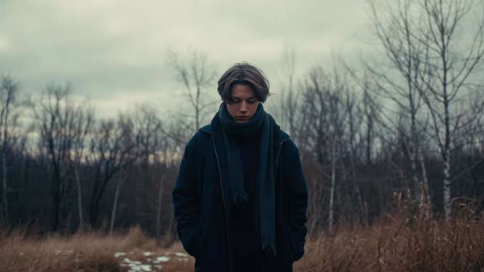 Seasonal Depression: Symptoms, Causes, and Why It Happens in Winter